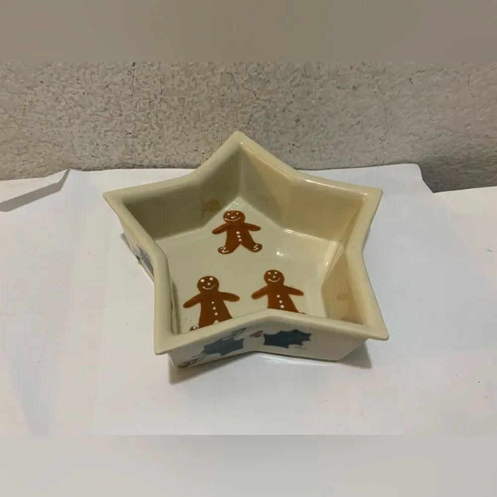 Hartstone Pottery Gingerbread Men Star Shape Candy Dish Christmas G20